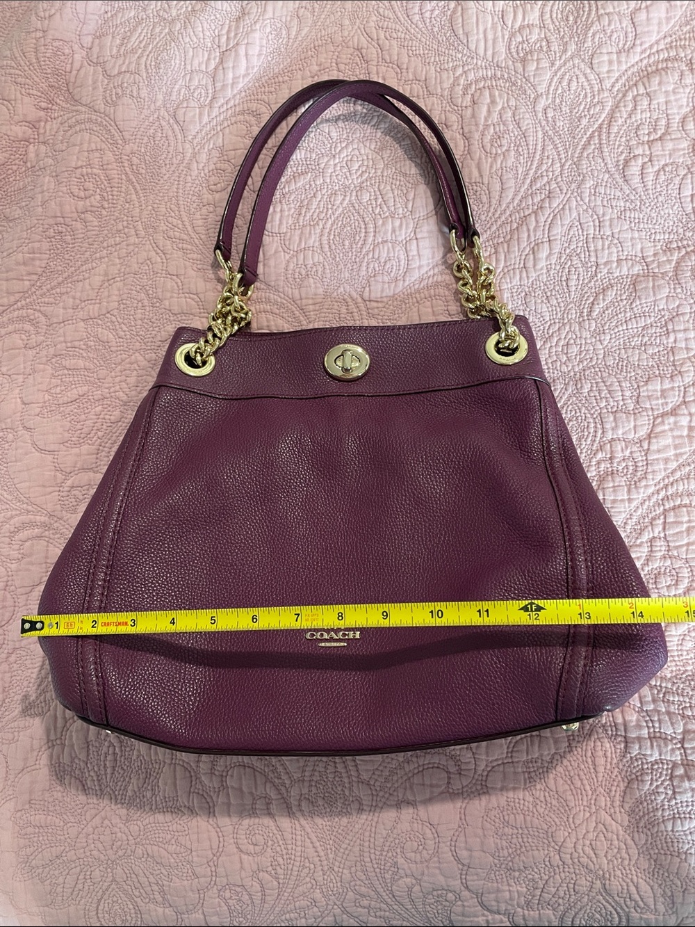 Coach Turnlock Edie Purse Pebbled Leather Shoulder Bag in Plum w/ Gold Hardware - Picture 15 of 16